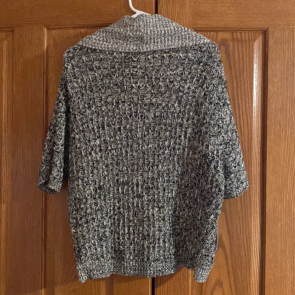 Express sweater - Picture 2 of 3